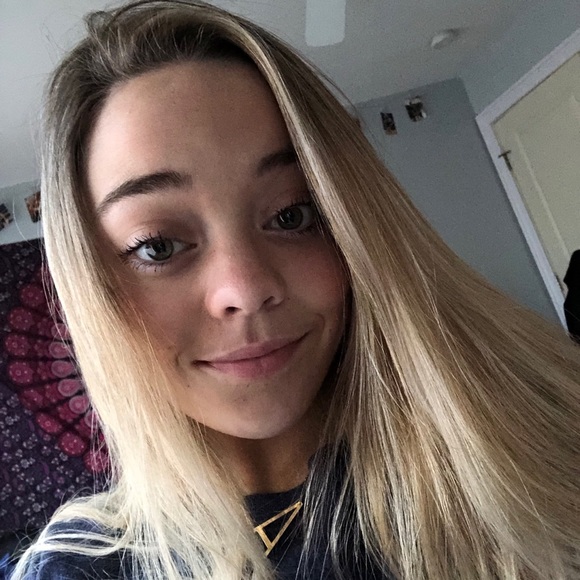 Meet your Posher, Ashlyn - Picture 1 of 1